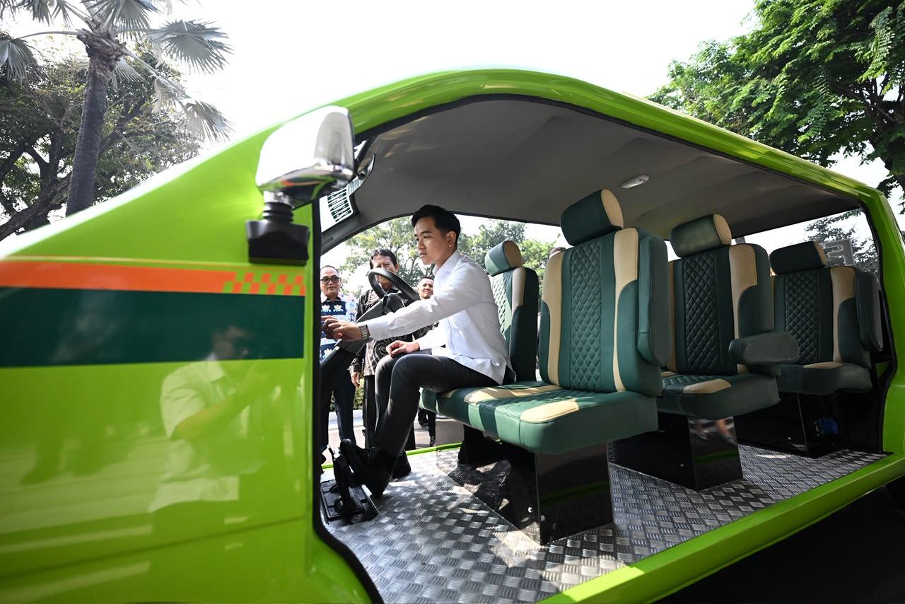 ganesa4d Dari Kampus untuk Indonesia: Wapres Apresiasi Mobil Listrik Karya Mahasiswa Unissula